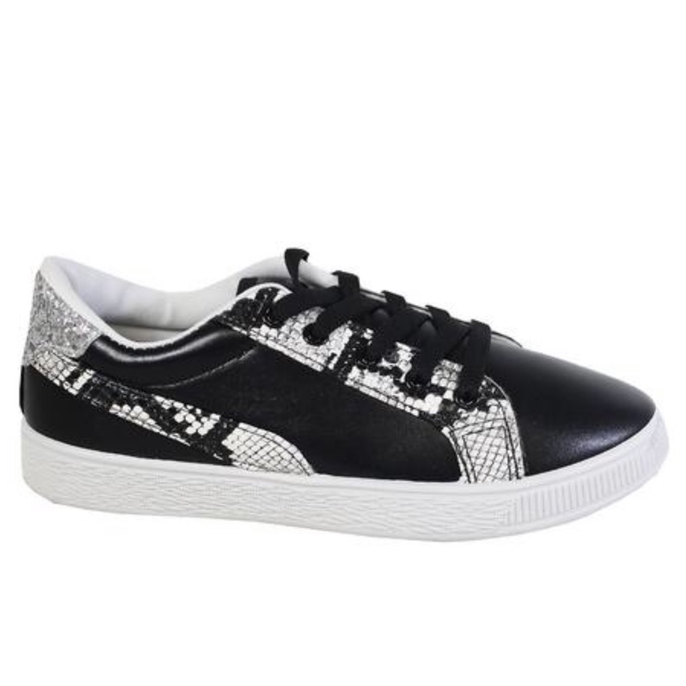 Yoki Sneakers - Picture 2 of 8